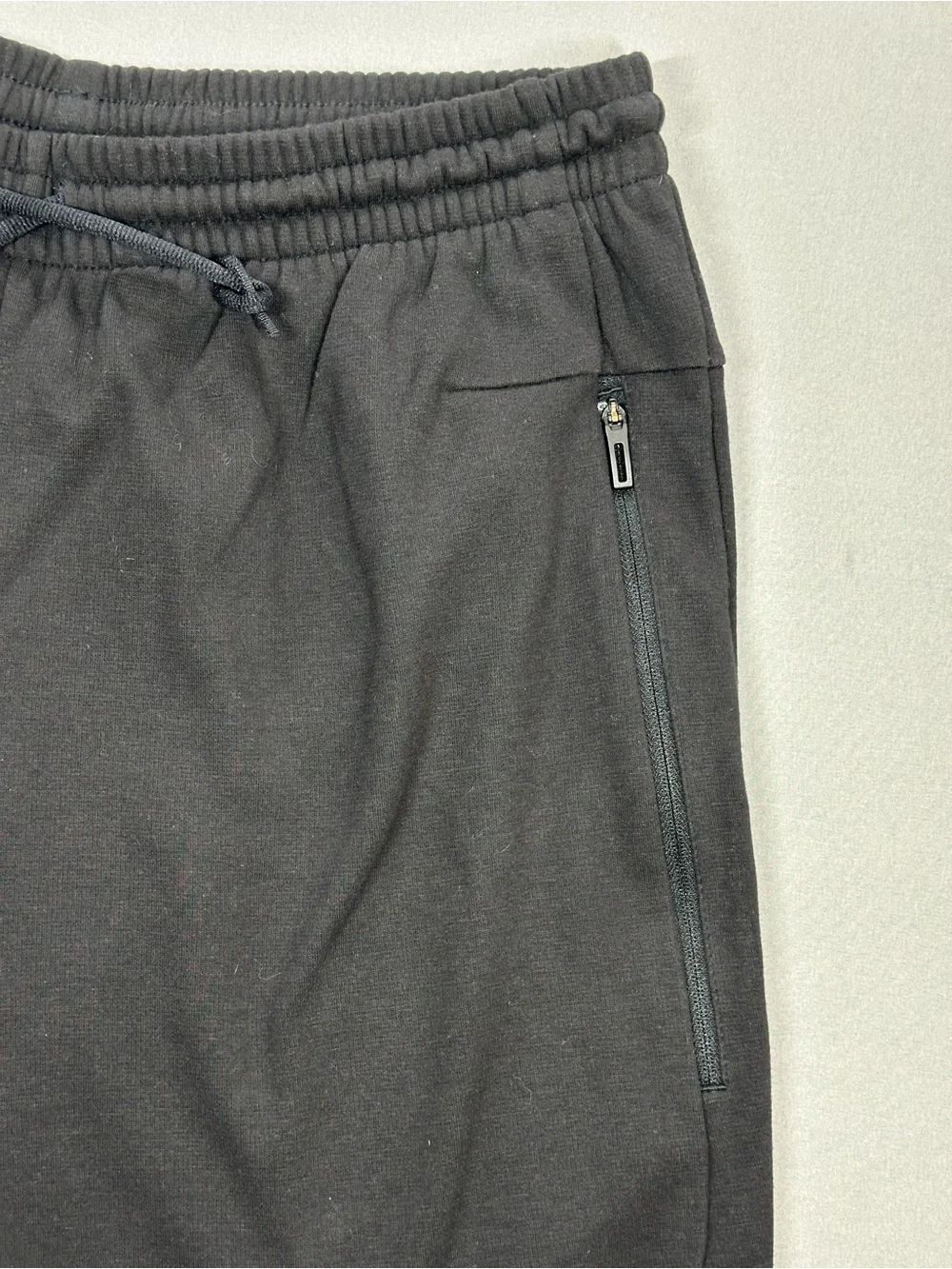 Adidas Guru Pant Joggers, 3/4-Length Crop Training Pants/Joggers - Mens Medium